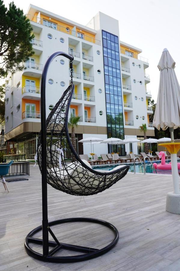 Hotel Monaco & Garden Golem  Esterno foto